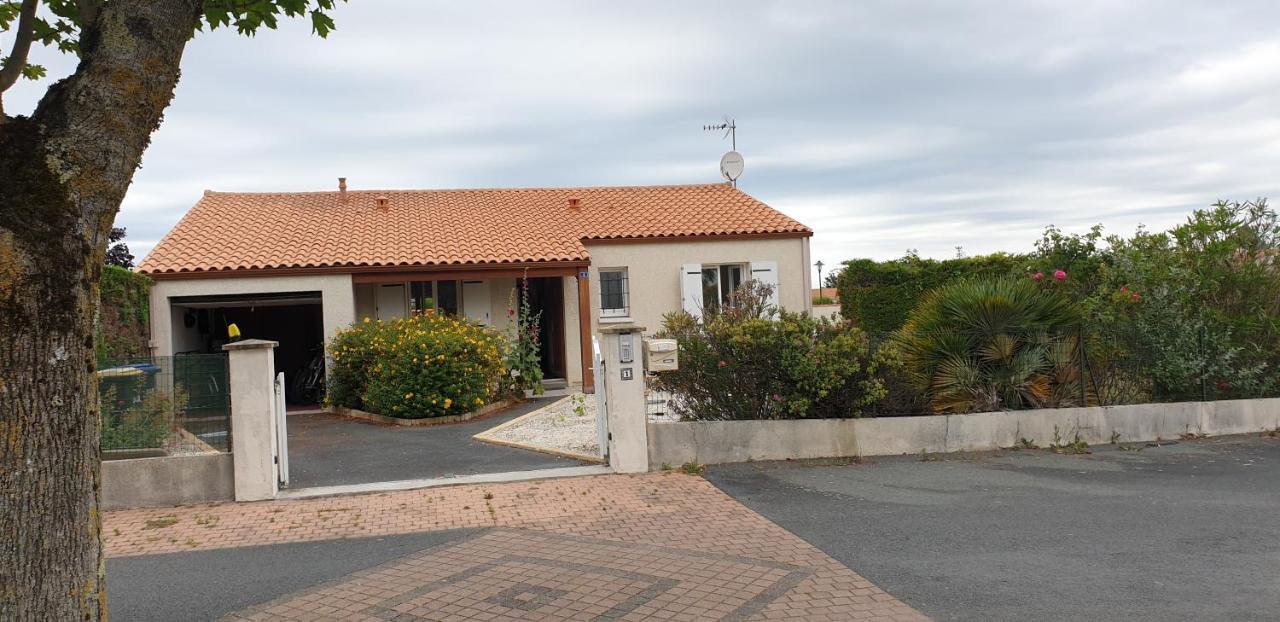 La Rochelle Classe 3 Etoiles Nieul-sur-Mer Εξωτερικό φωτογραφία
